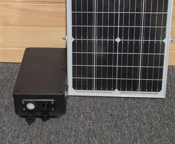 Solar Power Pack - Solar Panel and power pack for charging phones